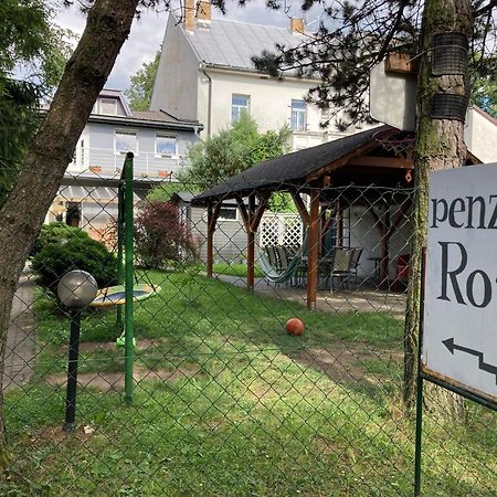 ホテル Penzion Roal Pieniny スピスカ・スタラ・ヴェス エクステリア 写真